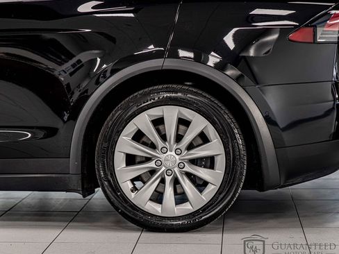 Used 2020 Tesla Model X Long Range AWD/4WD image 9