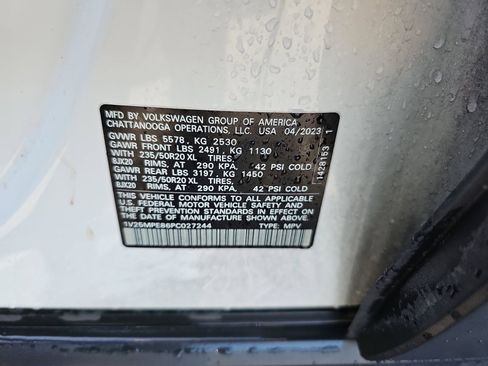 Used 2023 Volkswagen ID.4 S image 9