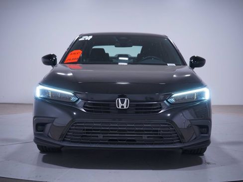 Used 2024 Honda Civic Sport image 5