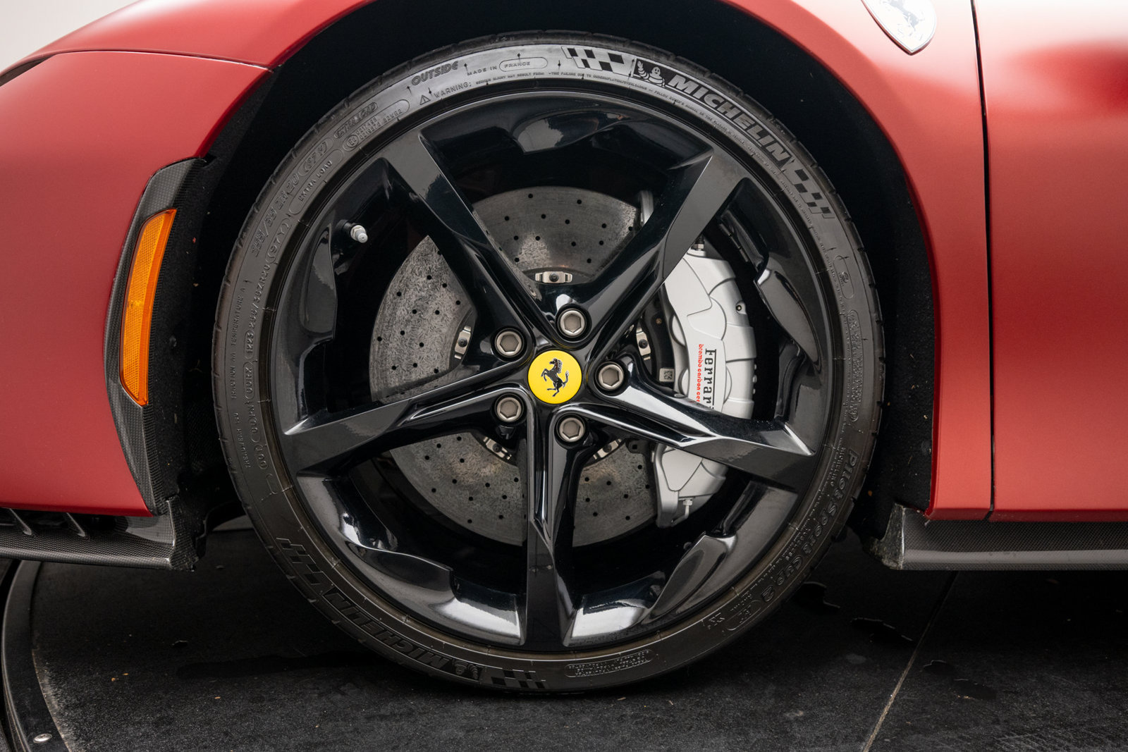 Used 2021 Ferrari SF90 Stradale AWD/4WD image 27