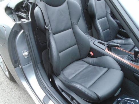 Used 2008 BMW M Roadster w/ Premium Pkg image 26