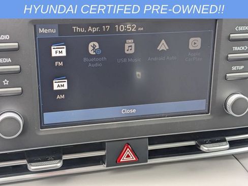 Used 2025 Hyundai Elantra Hybrid FWD image 12