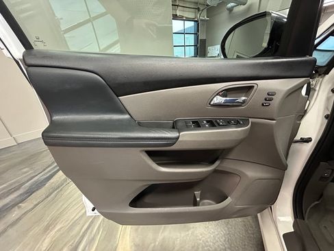 Used 2016 Honda Odyssey Touring image 50