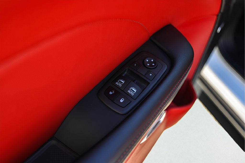 Used 2022 Dodge Challenger R/T Scat Pack RWD image 26