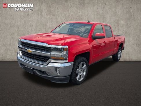 Used 2018 Chevrolet Silverado 1500 LT w/ All Star Edition AWD/4WD image 3