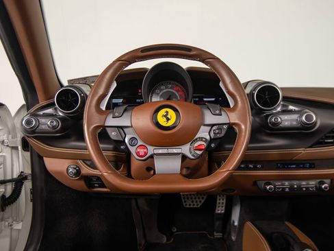 Certified 2022 Ferrari F8 Tributo RWD image 41