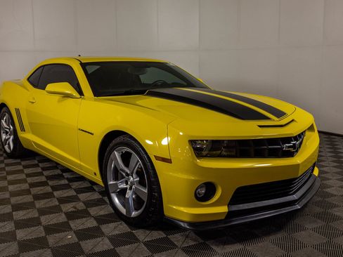 Used 2010 Chevrolet Camaro SS w/ RS Package RWD image 12