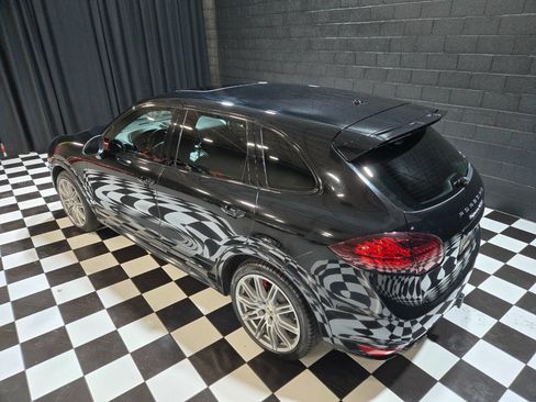 Used 2013 Porsche Cayenne GTS image 2