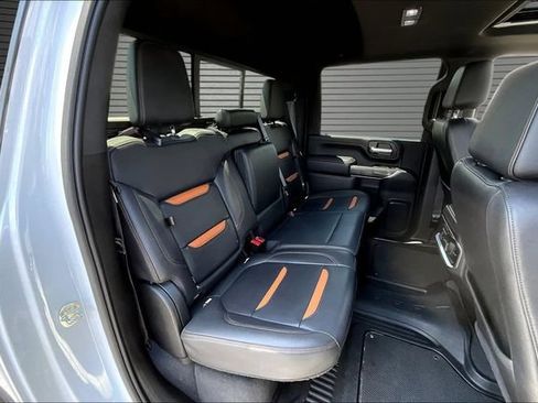Used 2021 GMC Sierra 2500 AT4 w/ AT4 Premium Plus Package AWD/4WD image 25