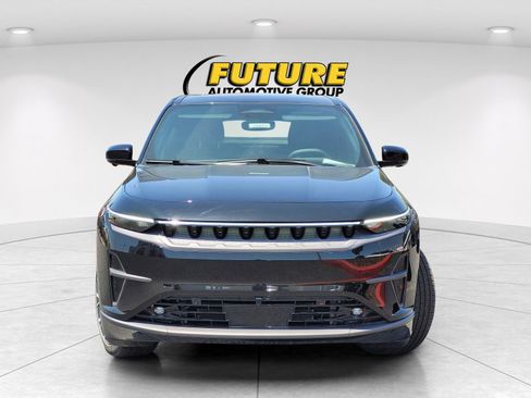 New 2025 Jeep Wagoneer S Limited image 2