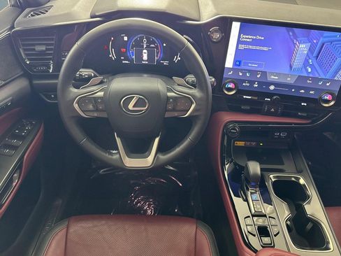 Used 2022 Lexus NX 350 AWD image 31