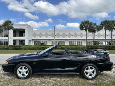 Used 1994 Ford Mustang GT image 5