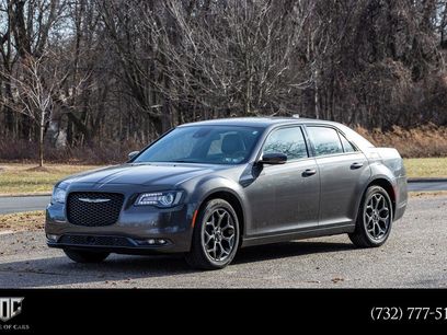 Used 2018 Chrysler 300 S w/ Safetytec Plus Group