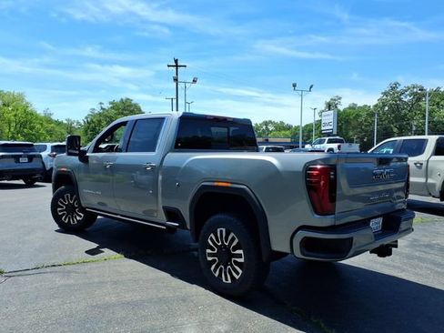 New 2026 GMC Sierra 2500 Denali Ultimate AWD/4WD image 10