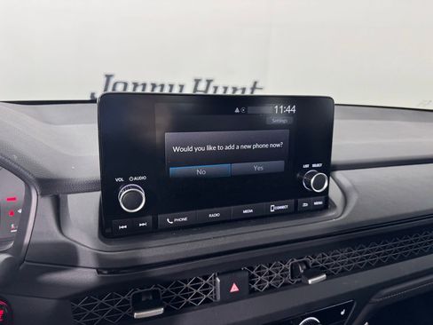 Used 2025 Honda Accord SE image 15