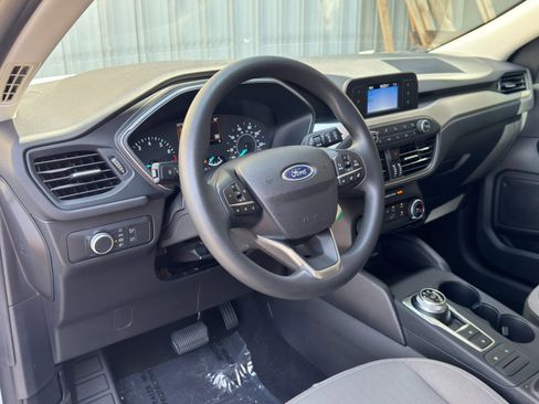 Used 2022 Ford Escape S AWD/4WD image 12