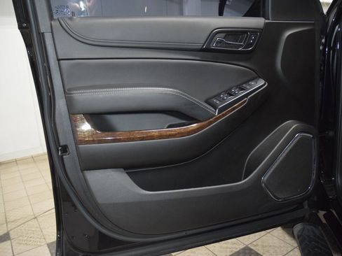 Used 2020 Chevrolet Tahoe LS w/ Enhanced Driver Alert Package image 44