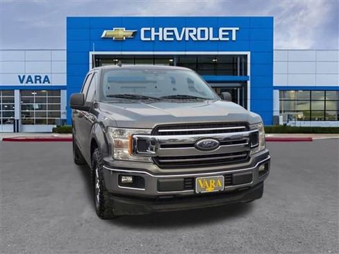 Used 2020 Ford F150 XLT w/ Equipment Group 301A Mid image 7