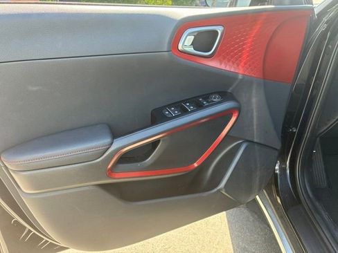 Certified 2025 Kia Soul GT-Line FWD image 5