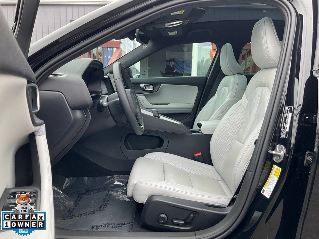 Used 2023 Polestar Polestar 2 w/ Pilot Pack AWD/4WD image 8