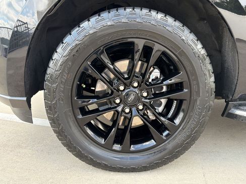 Used 2022 Ford Expedition XLT RWD image 13