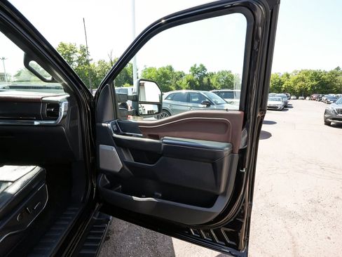 Used 2022 Ford F150 Lariat w/ Equipment Group 502A High AWD/4WD image 13