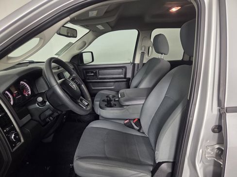 Used 2019 RAM 1500 Express RWD image 11