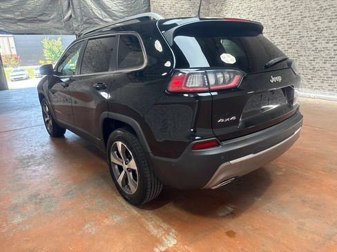 Used 2021 Jeep Cherokee Limited AWD/4WD image 5