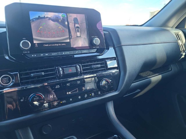 Used 2023 Nissan Pathfinder Rock Creek AWD/4WD image 36