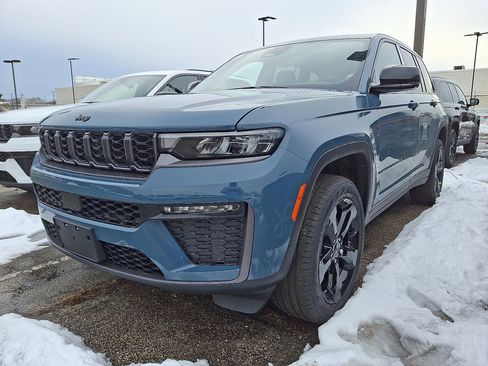 New 2026 Jeep Grand Cherokee Limited AWD/4WD image 1