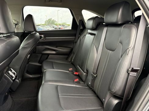 Certified 2024 Kia Sorento S AWD/4WD image 14