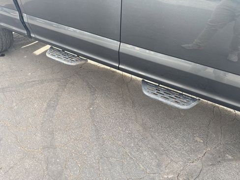 Used 2019 Ford F150 XLT w/ Equipment Group 302A Luxury image 5