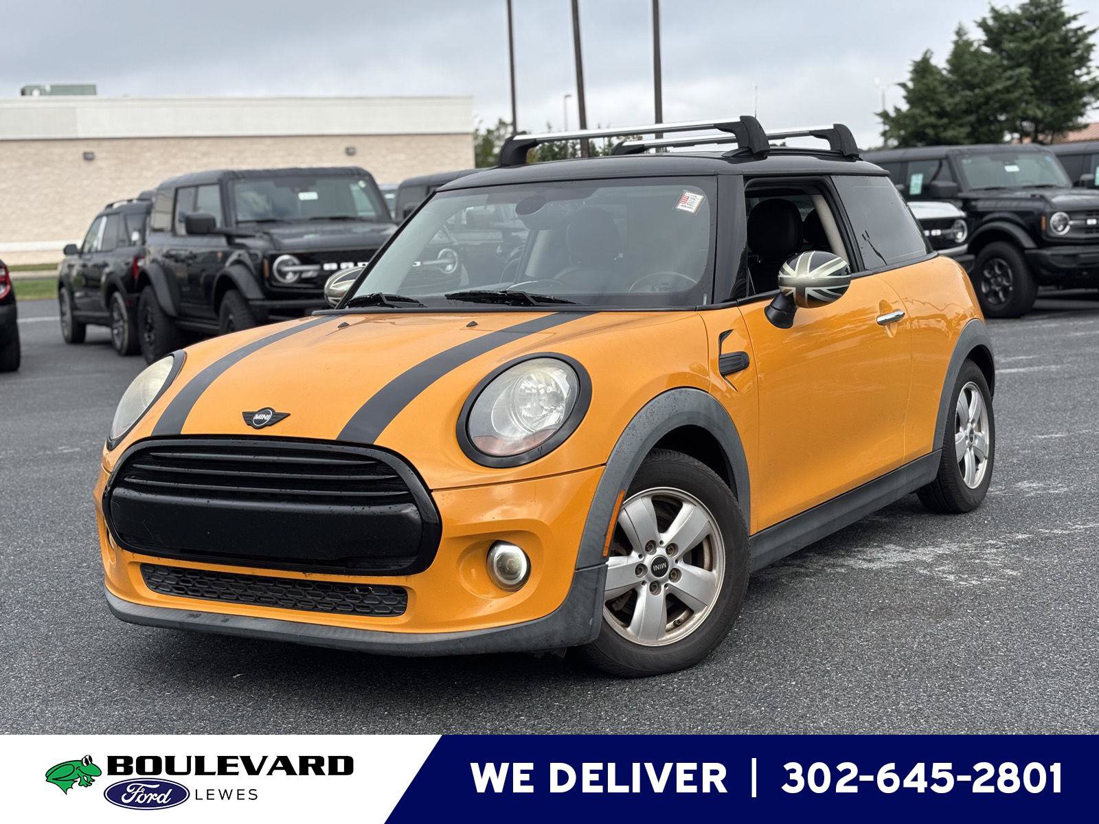 Used 2016 MINI Cooper 2-Door Hardtop FWD image 1