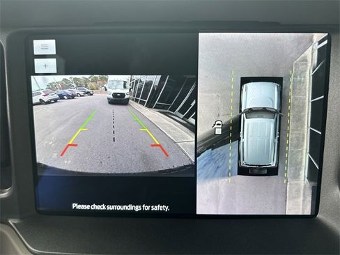 Used 2024 Ford Bronco Wildtrak image 18