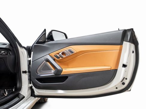 Used 2019 BMW Z4 sDrive30i image 52