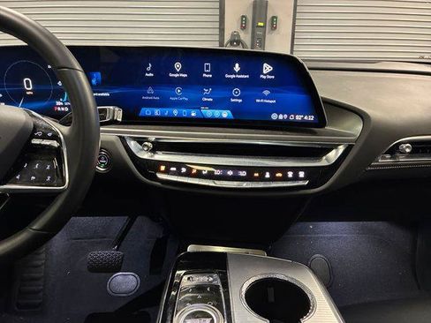 Certified 2024 Cadillac Lyriq Tech RWD image 50