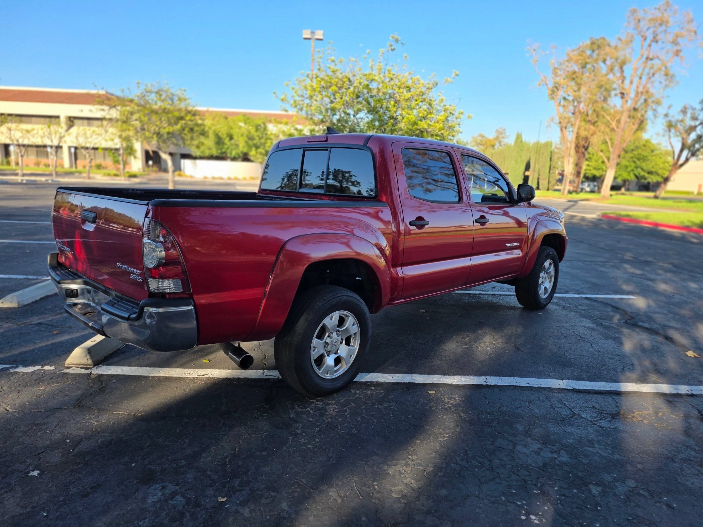 Used 2015 Toyota Tacoma PreRunner RWD image 30