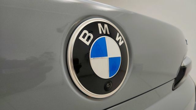 Used 2025 BMW 740i RWD image 31