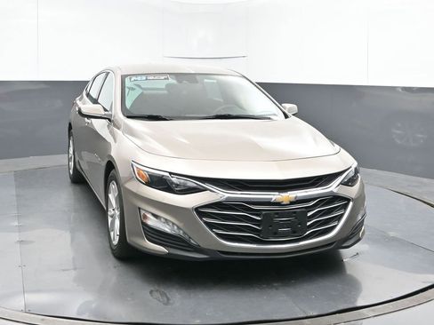 Used 2024 Chevrolet Malibu LT image 8