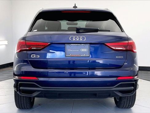 Certified 2025 Audi Q3 2.0T Premium image 4