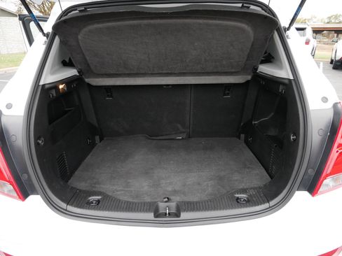 Used 2019 Chevrolet Trax LT w/ LPO, Cargo Package image 18