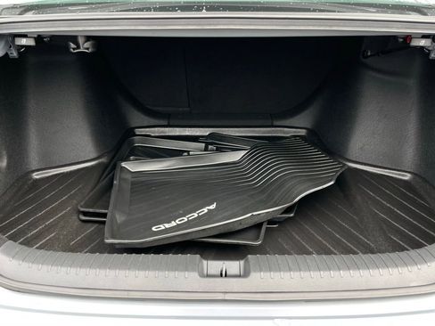 Certified 2023 Honda Accord Touring image 40