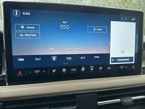 Used 2023 Lincoln Corsair AWD w/ Equipment Group 101A image 11