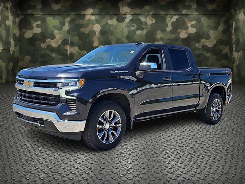Certified 2023 Chevrolet Silverado 1500 LT AWD/4WD image 3