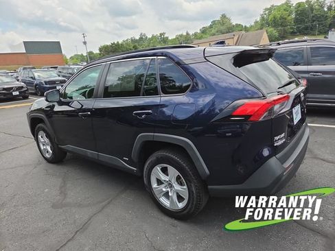 Used 2021 Toyota RAV4 XLE w/ Convenience Package AWD/4WD image 5