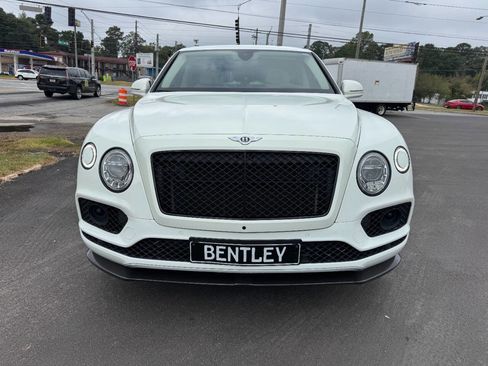 Used 2018 Bentley Bentayga Mulliner image 8