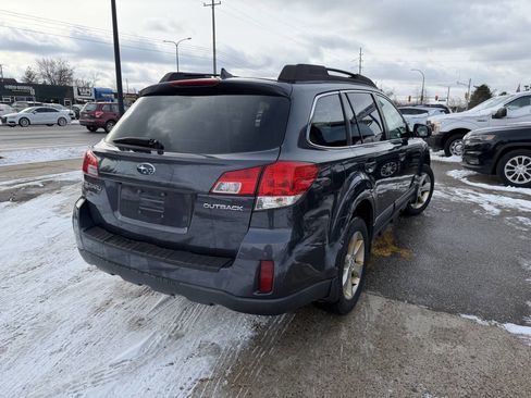 Used 2013 Subaru Outback 2.5i Limited image 16