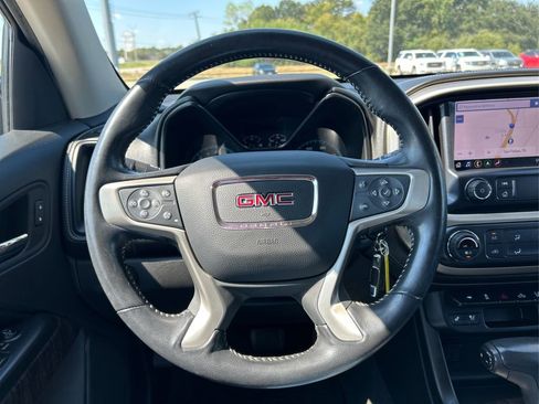 Used 2021 GMC Canyon Denali image 18