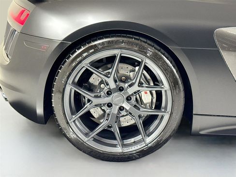 Used 2017 Audi R8 V10 plus image 36