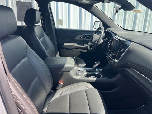 Used 2022 Chevrolet Traverse LT AWD/4WD image 21